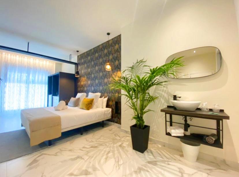 Reina Victoria La Plaza Apartment Alicante Exterior photo