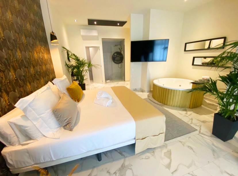 Reina Victoria La Plaza Apartment Alicante Exterior photo